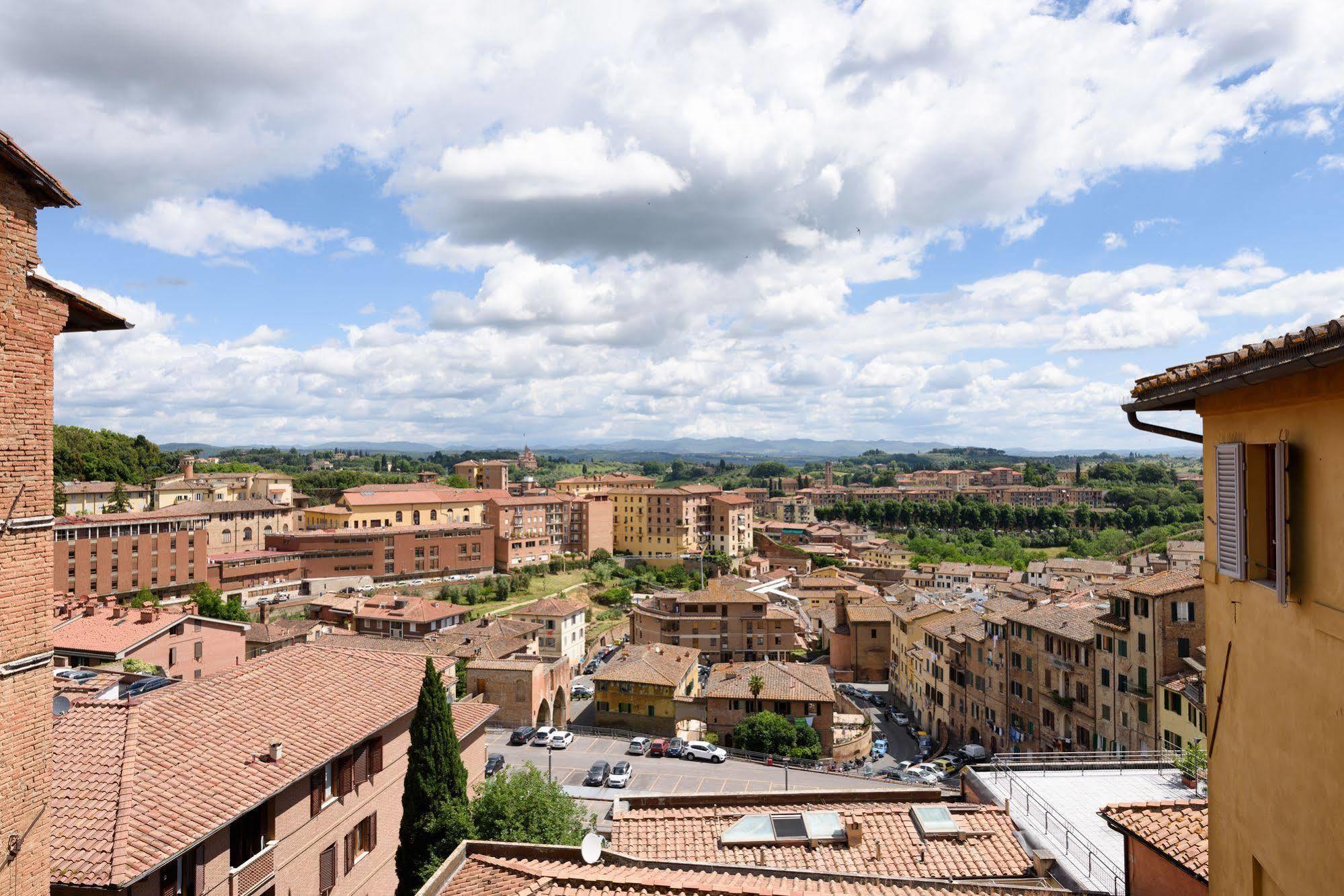 Casa di Osio Bed & Breakfast Siena Bagian luar foto